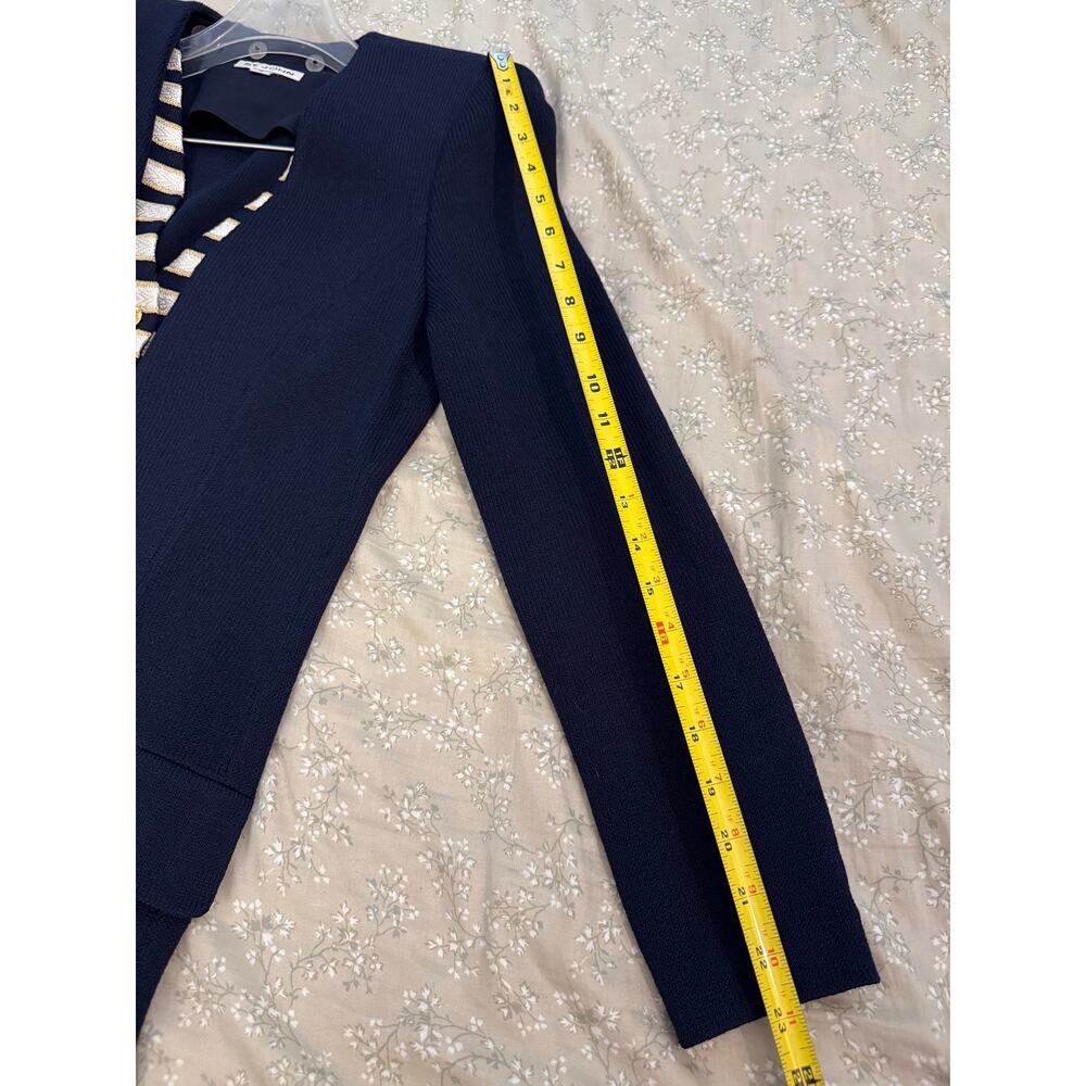 St. John 2-Piece Knit Suit Set Navy Blue Gold Metallic Trim and Skirt sz 6 - Picture 13 of 13